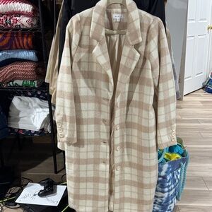 Chic Beige and Cream Plaid Coat